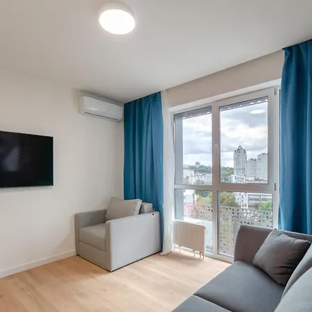 Apartment Petrovdom 12-95 Loft At Rc Kvartet, 16г Vasyl Lypkivskyi Street *