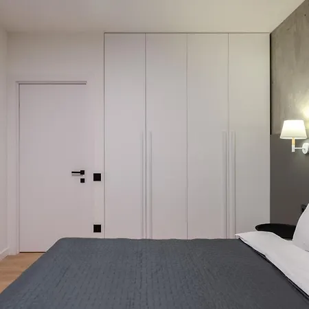 Petrovdom 12-95 Loft At Rc Kvartet, 16г Vasyl Lypkivskyi Street *