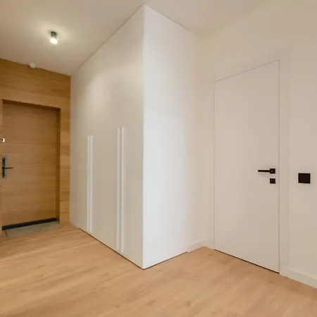 Apartment Petrovdom 12-95 Loft At Rc Kvartet, 16г Vasyl Lypkivskyi Street *